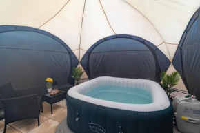 Open Mind Property - 7 Beds and Free Parking
